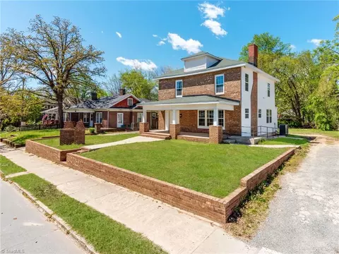 3006 Patterson Ave N, Winston Salem, NC 27105