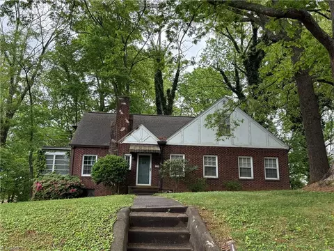 620 Walnut St, Winston Salem, NC 27101