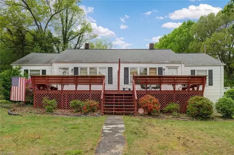 902 904 Magnolia Ave, Reidsville, NC 27320