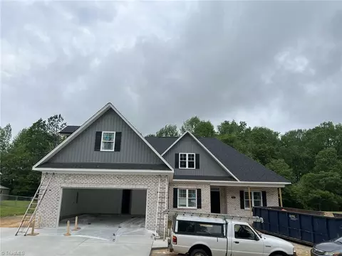 167 Horse Haven Rd, Lexington, NC 27295