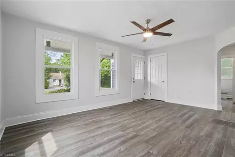 410 17th St, Kannapolis, NC 28083 photo 4