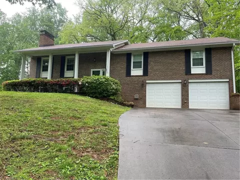 3931 Tonbridge Ln, Winston Salem, NC 27106