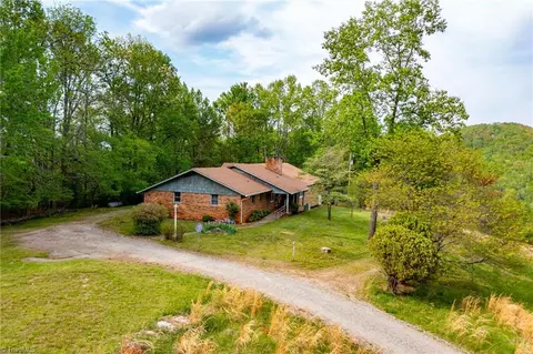 2252 Brocktown Rd E, Moravian Falls, NC 28654