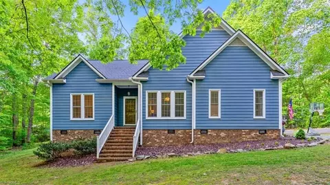 7006 Laurel Point Dr, Gibsonville, NC 27249