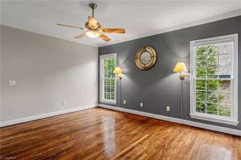 2220 Plainview Dr, High Point, NC 27265 photo 22