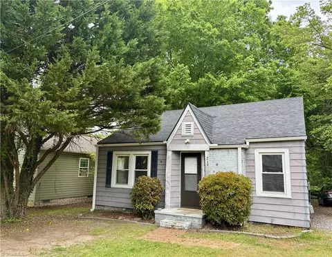 210 Spencer St, High Point, NC 27265