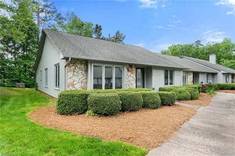 2704 Spring Bridge Trl, Greensboro, NC 27410