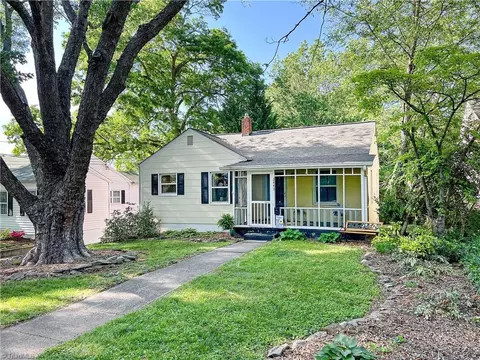 2443 Hoyt St, Winston Salem, NC 27103