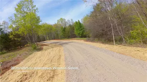 2 Thomas Farm Rd, King, NC 27021 photo 14