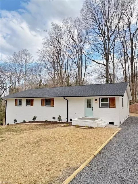 3501 Tanglewood Dr, Greensboro, NC 27410