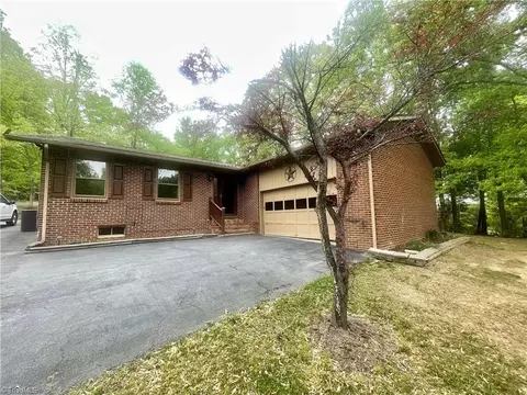 2892 Nc Highway 700, Pelham, NC 27311