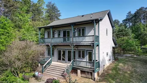 301 Gatewood Rd #301, Yanceyville, NC 27379