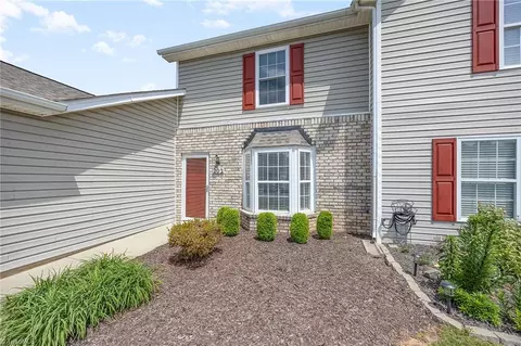 202 Chestnut Chase Trl, Kernersville, NC 27284