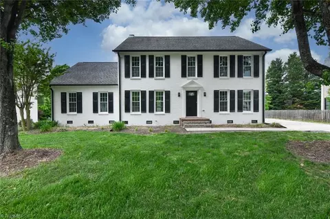 4703 Crystal Lake Dr, Greensboro, NC 27410