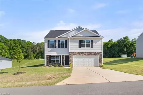 Exterior - 140 Nova Ln, King, NC 27021 photo 2 of 9