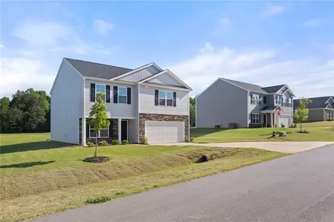 Exterior - 140 Nova Ln, King, NC 27021 photo 5 of 9