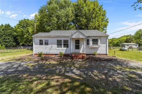 2551 Bethel Church Rd, Kernersville, NC 27284