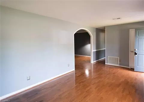 Living - 3607 Stonehurst Pl, High Point, NC 27265 photo 1 of 6