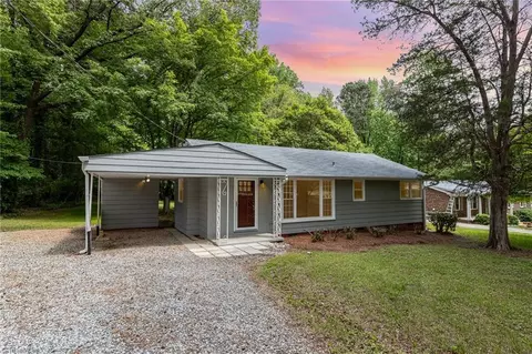 1122 Rustic Rd, Greensboro, NC 27410