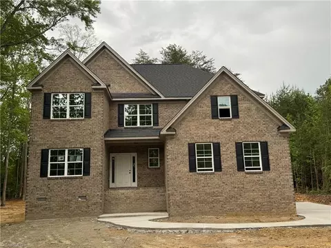 8212 Wendy Gayle Dr, Stokesdale, NC 27357