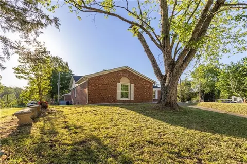 Exterior - 3227 Loftyview Dr, High Point, NC 27260 photo 2 of 8