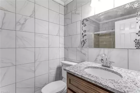Bath - 3227 Loftyview Dr, High Point, NC 27260 photo 2 of 2
