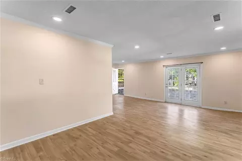 Living - 3227 Loftyview Dr, High Point, NC 27260 photo 9 of 10