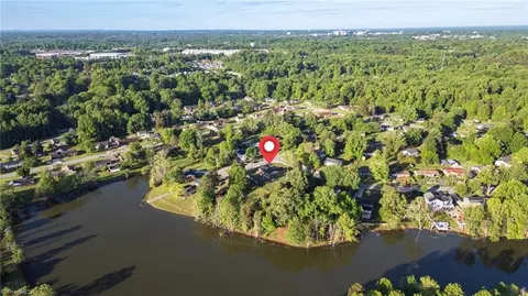 View/Area - 3227 Loftyview Dr, High Point, NC 27260 photo 6 of 8