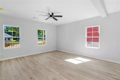 715 Idol St, High Point, NC 27262 photo 6