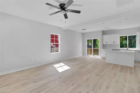 715 Idol St, High Point, NC 27262 photo 3