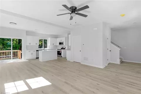 715 Idol St, High Point, NC 27262 photo 4