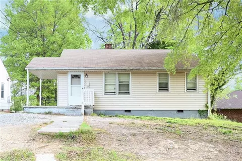 212 Ray St, Greensboro, NC 27406