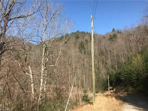 lot7 Valley View Dr, Purlear, NC 28665 photo 27