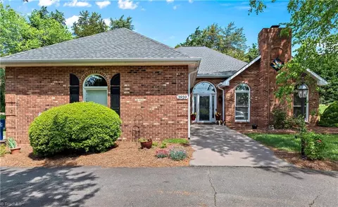 3939 Leinbach Dr, Winston Salem, NC 27106