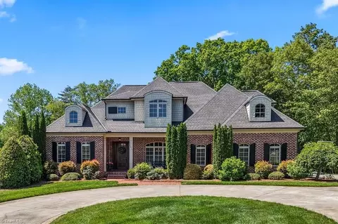 1319 Pheasant Ln, Winston Salem, NC 27106