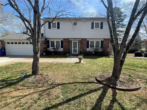 157 Peace Haven Rd N, Winston Salem, NC 27104