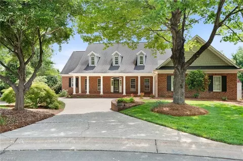 105 Fox Lake Ct, Winston Salem, NC 27106