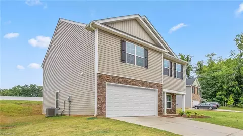 Exterior - 4546 Red Oak Dr, Trinity, NC 27370 photo 2 of 3