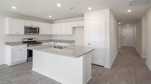4574 Red Oak Dr, Trinity, NC 27370 photo 6