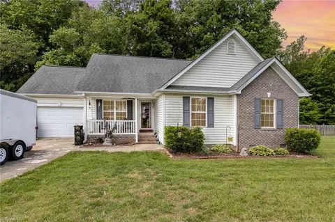 5815 Huffine Ridge Dr, Gibsonville, NC 27249