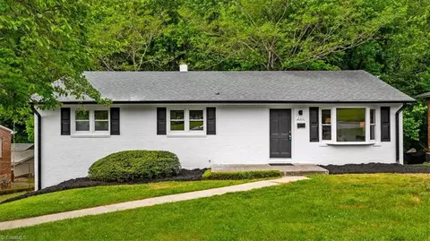 2311 Kaywood Ln, Winston Salem, NC 27103
