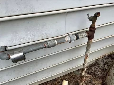 Exterior - 452 Daniel St, Denton, NC 27239 photo 16 of 20