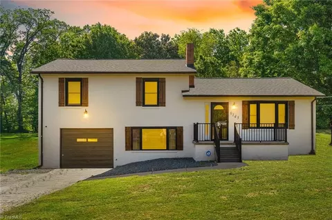 6143 Stanleyville Dr, Rural Hall, NC 27045
