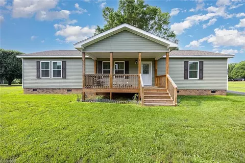 1373 Sheffield Rd, Mocksville, NC 27028