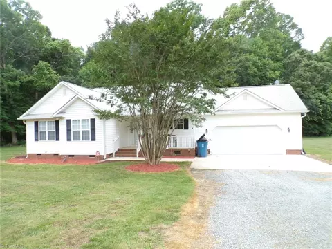 6236 Nat Rd, Julian, NC 27283