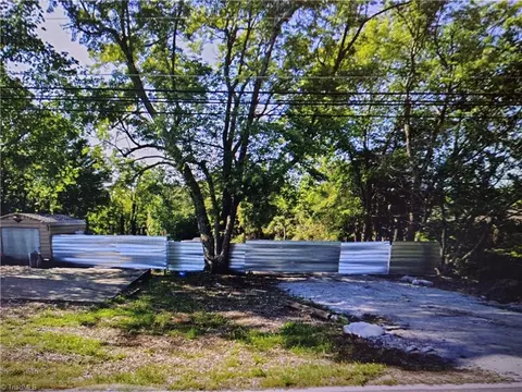 6825 Kennedy Rd, Trinity, NC 27370 photo 2