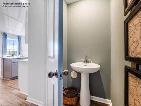 330 Kingscote Way, King, NC 27021 photo 5