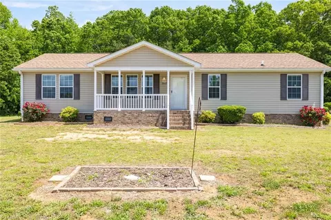 2533 Croatan Trl, Pleasant Garden, NC 27313