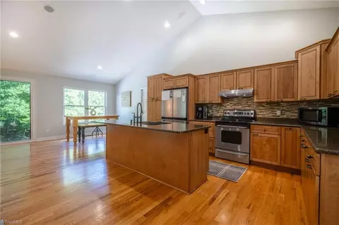 Kitchen - 2021 Covington Rd, King, NC 27021 photo 1 of 3