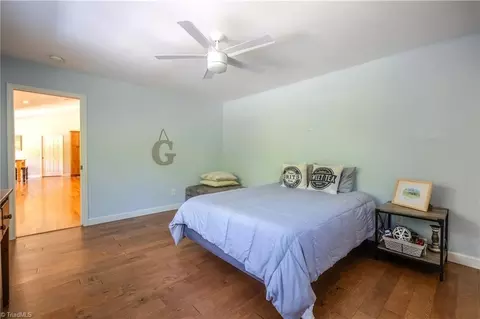 Bedroom - 2021 Covington Rd, King, NC 27021 photo 5 of 8